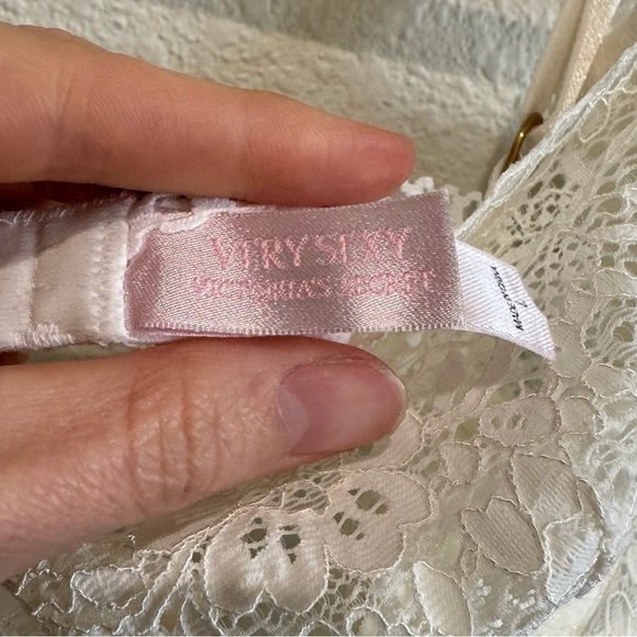 Victoria's Secret Y2K White Chemise Corset Top Slip Mesh Lace Babydoll Fairy L - Picture 3 of 11